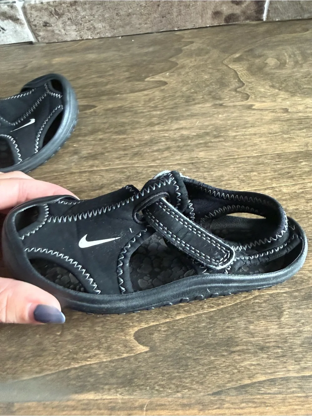 Nike Sunray Protect 2 Black Water Shoes Sandals Hook & Loop Strap MPN 943827